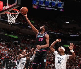 维金斯28分鲍威尔25分 热火击败灰熊3连胜