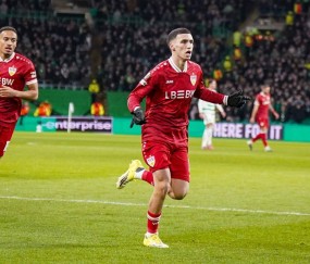 欧联淘汰赛附加赛4-1：德甲第4大胜欧冠前冠军，占得先机