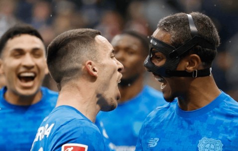 3连胜！德甲昔日冠军轰入3球，被拜仁远远甩开，陷入争四大混战